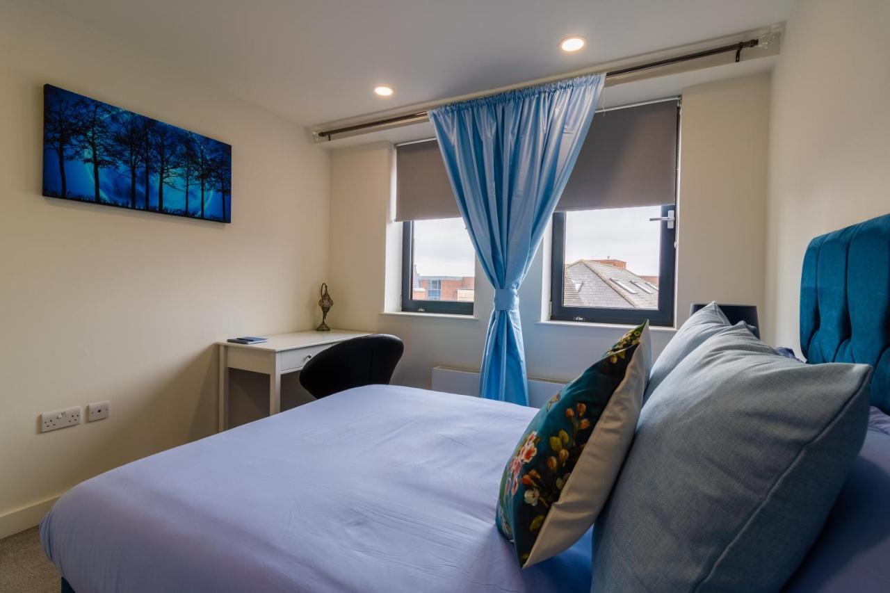 Virexxa Bedford Centre - Executive Suite - 2Bed Flat With Free Parking & Gym Exterior photo