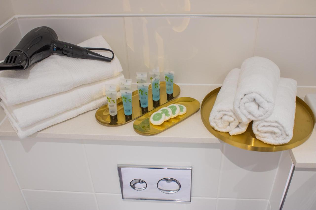 Virexxa Bedford Centre - Executive Suite - 2Bed Flat With Free Parking & Gym Exterior photo